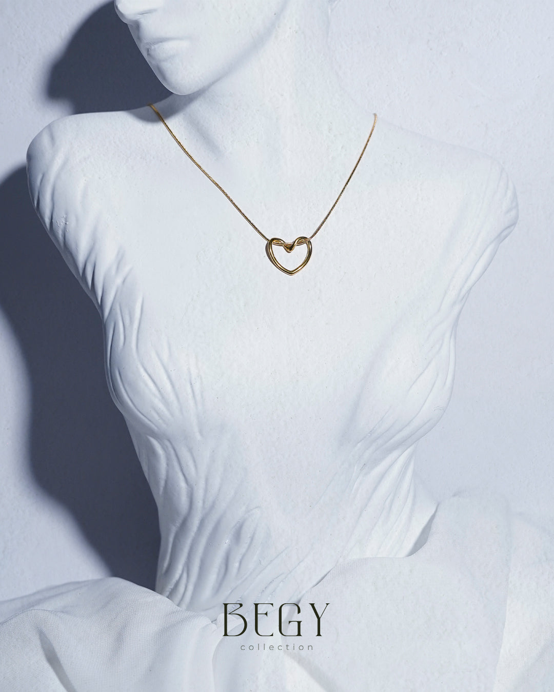 LİNE HEART KOLYE