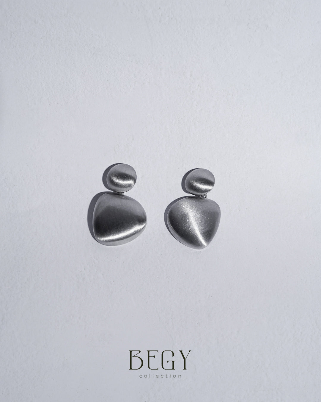 SİLVER GEOMETRIC FORM KÜPE