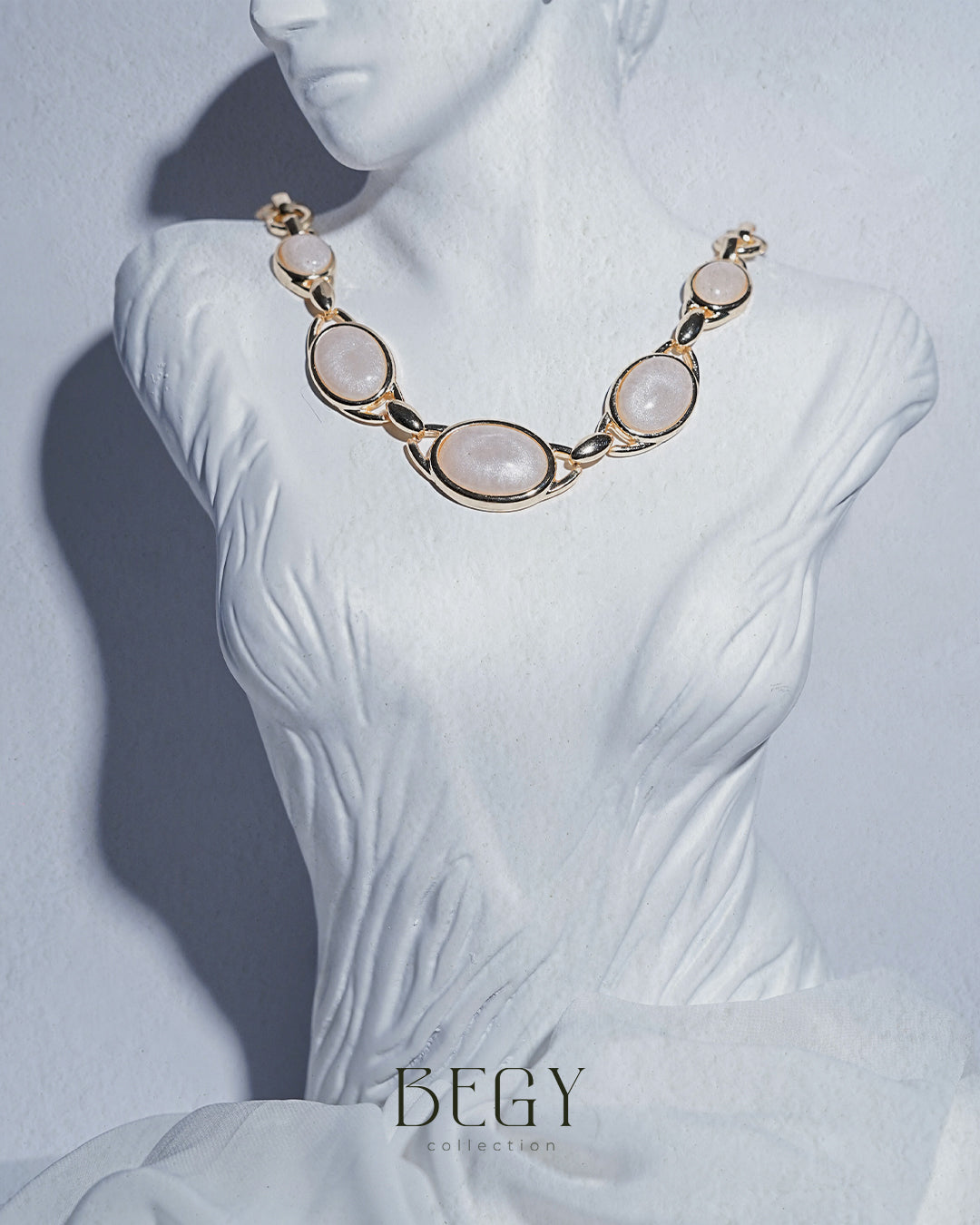 PEARL ELEGANCE KOLYE